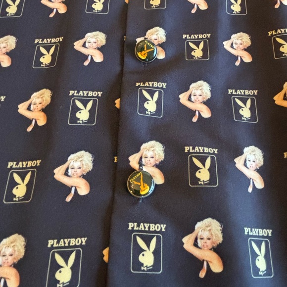 Vintage Playboy Pamela Anderson Short Sleeve Button Down Shirt Size XL - Picture 11 of 12